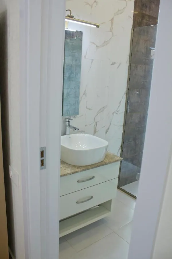 Sameba Luxury, Golden View Apartment Tbilisi Georgia